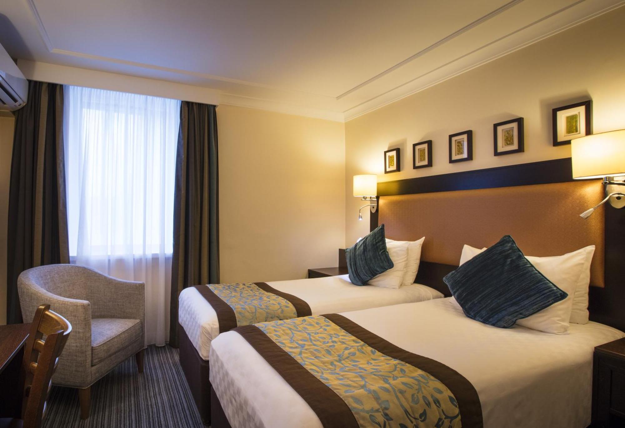 Hotel Thistle London Heathrow Terminal 5